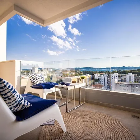 Island View Luxury Apartman *